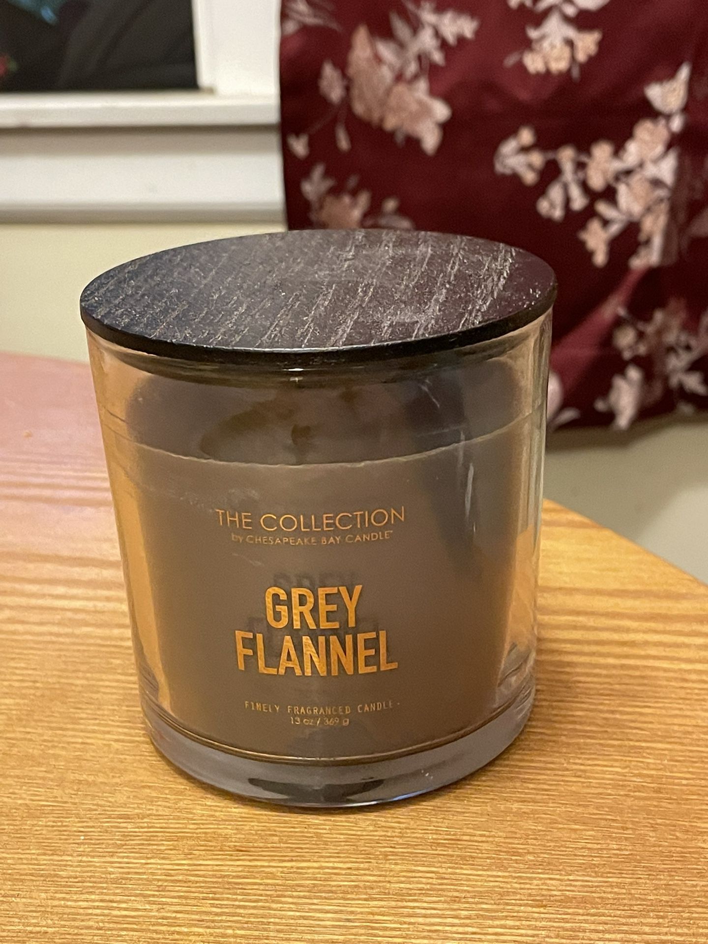 Candle “Grey Flannel” in a Jar with Wooden Lid