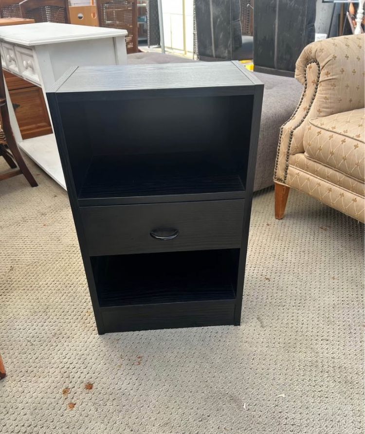 Nightstand, end table utility table 2av compressed hardwood, black wood grain one drawer, $40 obo