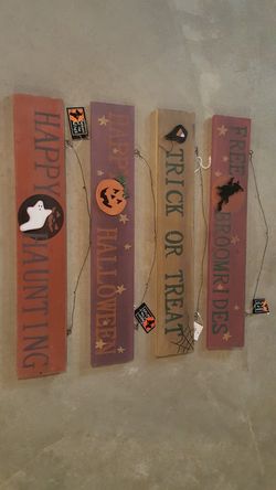 New Halloween signs for decoration