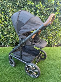 Nuna MIXX Next Stroller Caviar 2024
