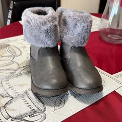 Boots 👢 For Girl Oshkosh