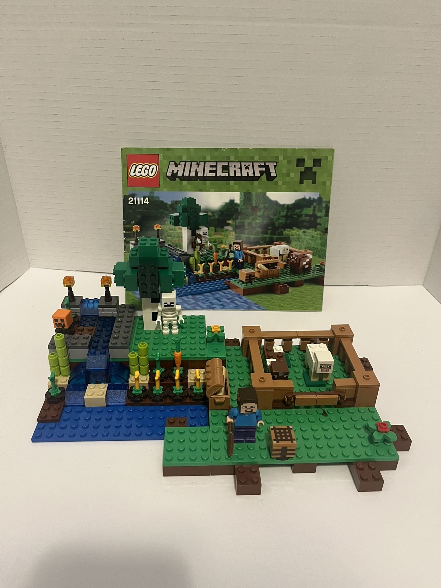 Lego Minecraft 21114