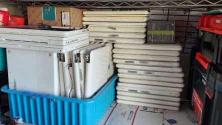 Huge Lot 50+ Apple Laptops Macbook & Unibody Parts And Working White Black Laptops A1181 A1342