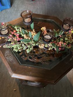 Berry Garland Candle Holder Centerpiece