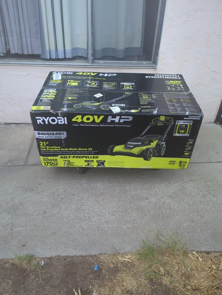 Ryobi 40 Volt High Performance Self-propelled Multi-blade Mower Kit
