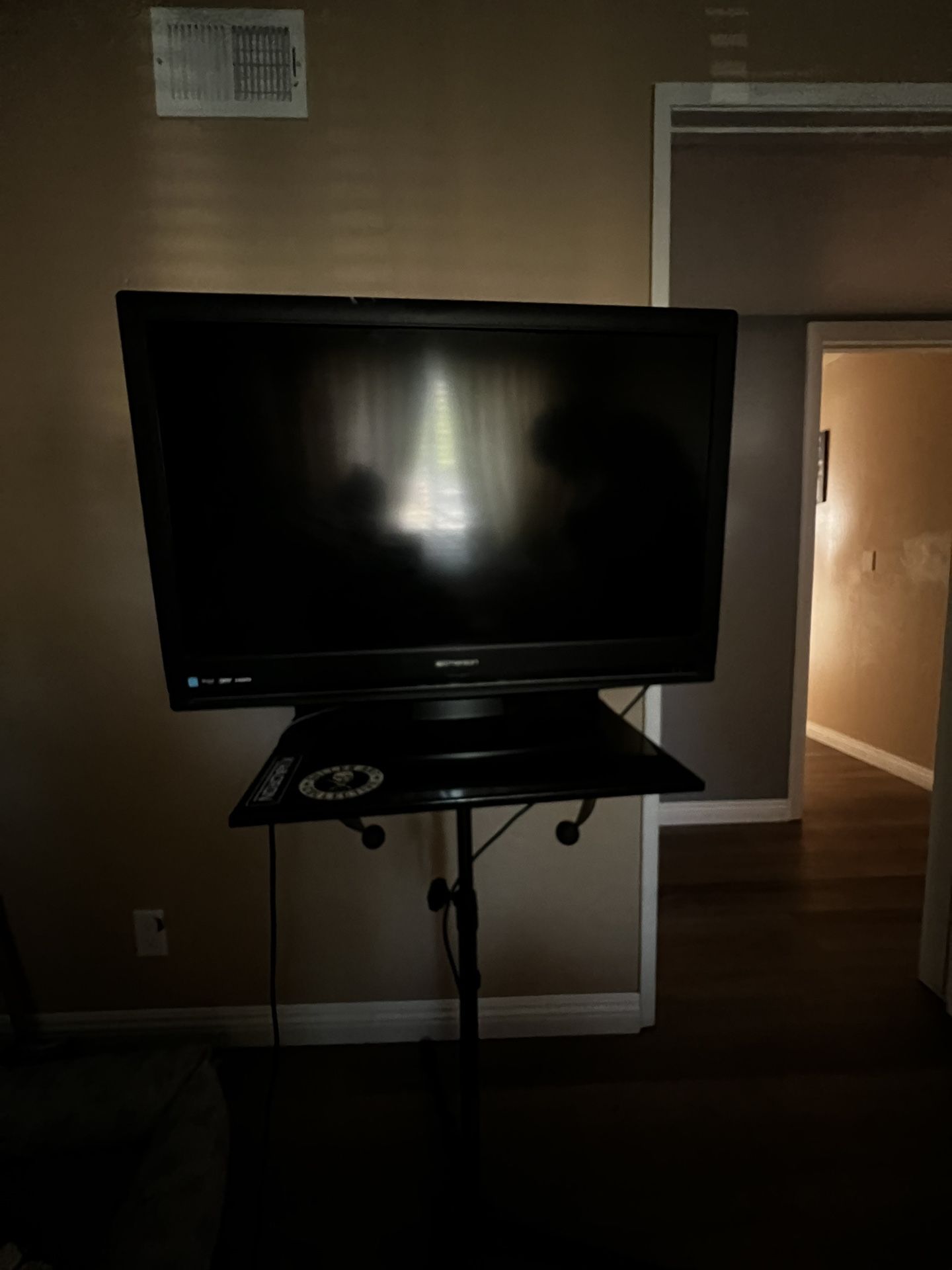 Tv 24” X 20”
