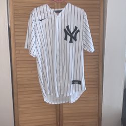 Derek Jeter Yankees jersey NIKE MEDIUM 