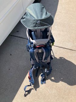 Deuter Kid Comfort Active w/ Sun Shade Included!