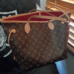 Louis Vuitton Neverfull Purse