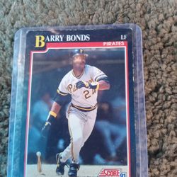 Barry Bonds Pittsburgh Pirates Left Field Score 91 Card Number#330 Retails Ungraded On eBay For $600 Selling For $400