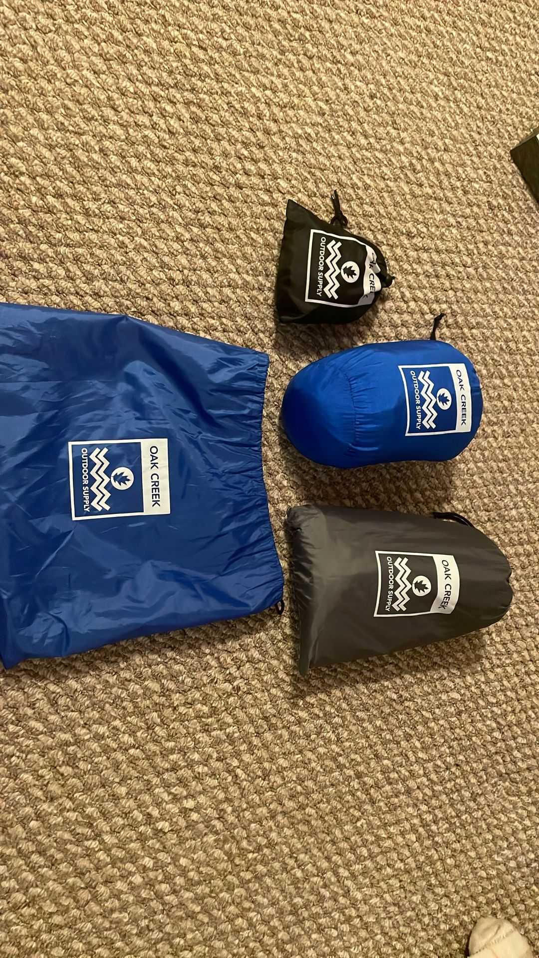 Oak Creek Lost Valley Camping Hammock. Bundle Includes Mosquito Net, Rain Fly, Tree Straps, Compression Sack. Weighs Four Pounds, Perfect for Camping.