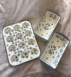 Temp-tations by Tara in Old World Pattern
