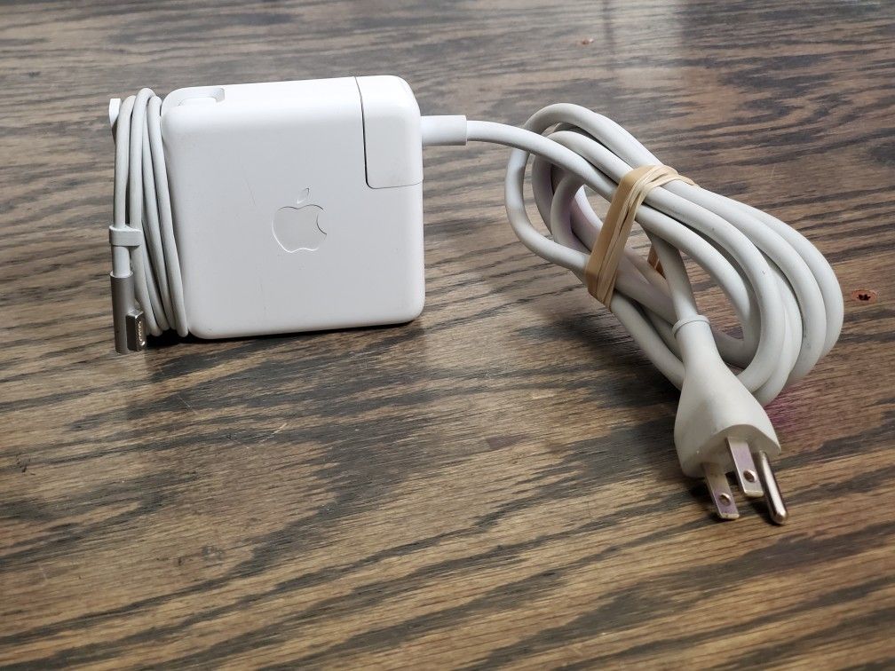85 watt magsafe power adapter