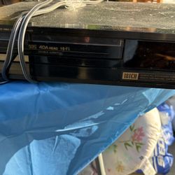 VHS PLAYER - Fischman