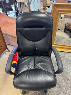 Black Leather Office Chair with Armrests
