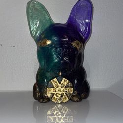 LIMITED EDITION TEACHR1 11 inch size of the peaceful puppies colored resin & gold leaf series