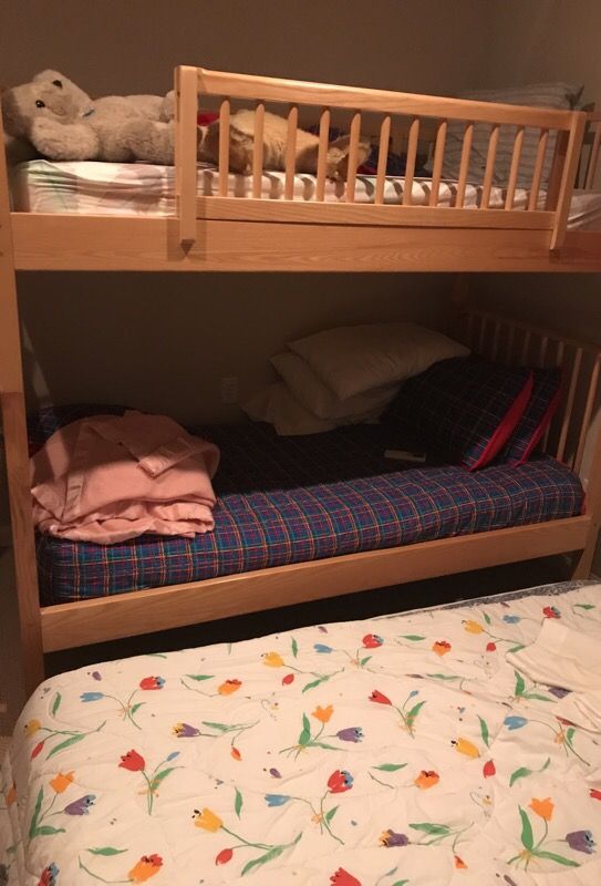 Vermont Tubbs Bunk Beds With Trundle For In Mash Ma Offerup Vermont Tubbs Bunk Beds With Trundle