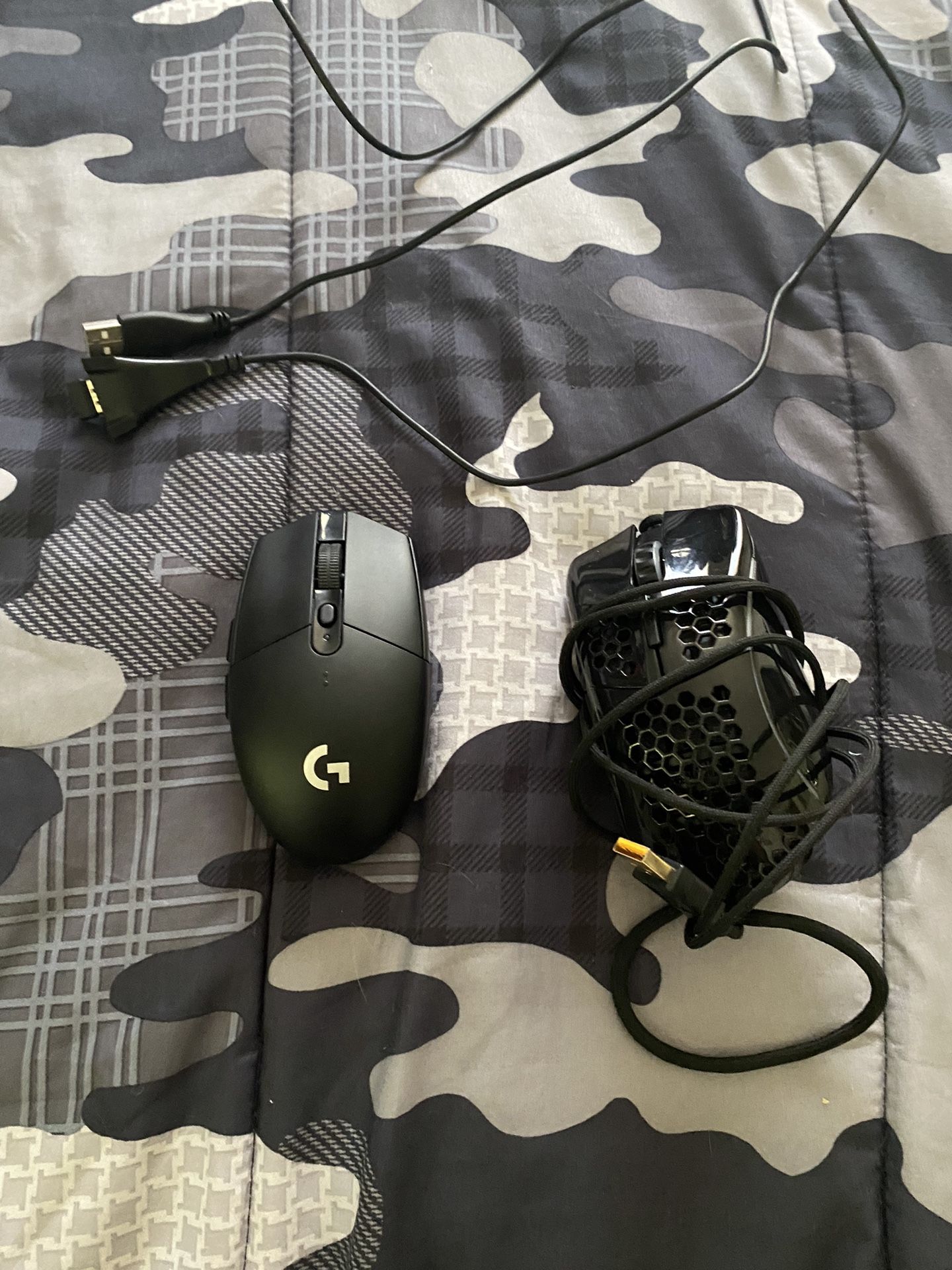 Logitech G305 Wireless + Glorious Model O Wired 