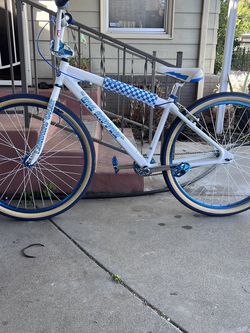 Se Big Ripper Arctic White