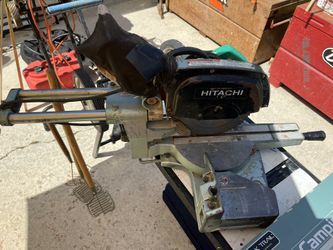 Hitachi C8FB2 9.5 Amp 8-1/2 Inch Sliding Compound Miter Saw