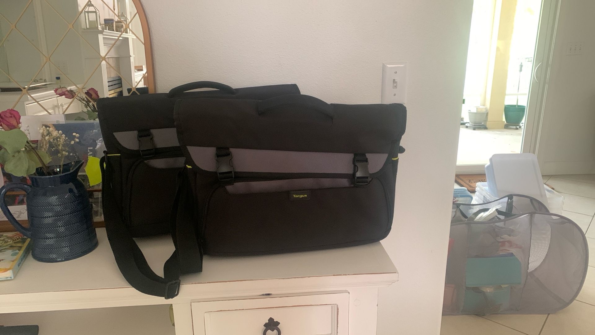 2 Targus Messenger Bags