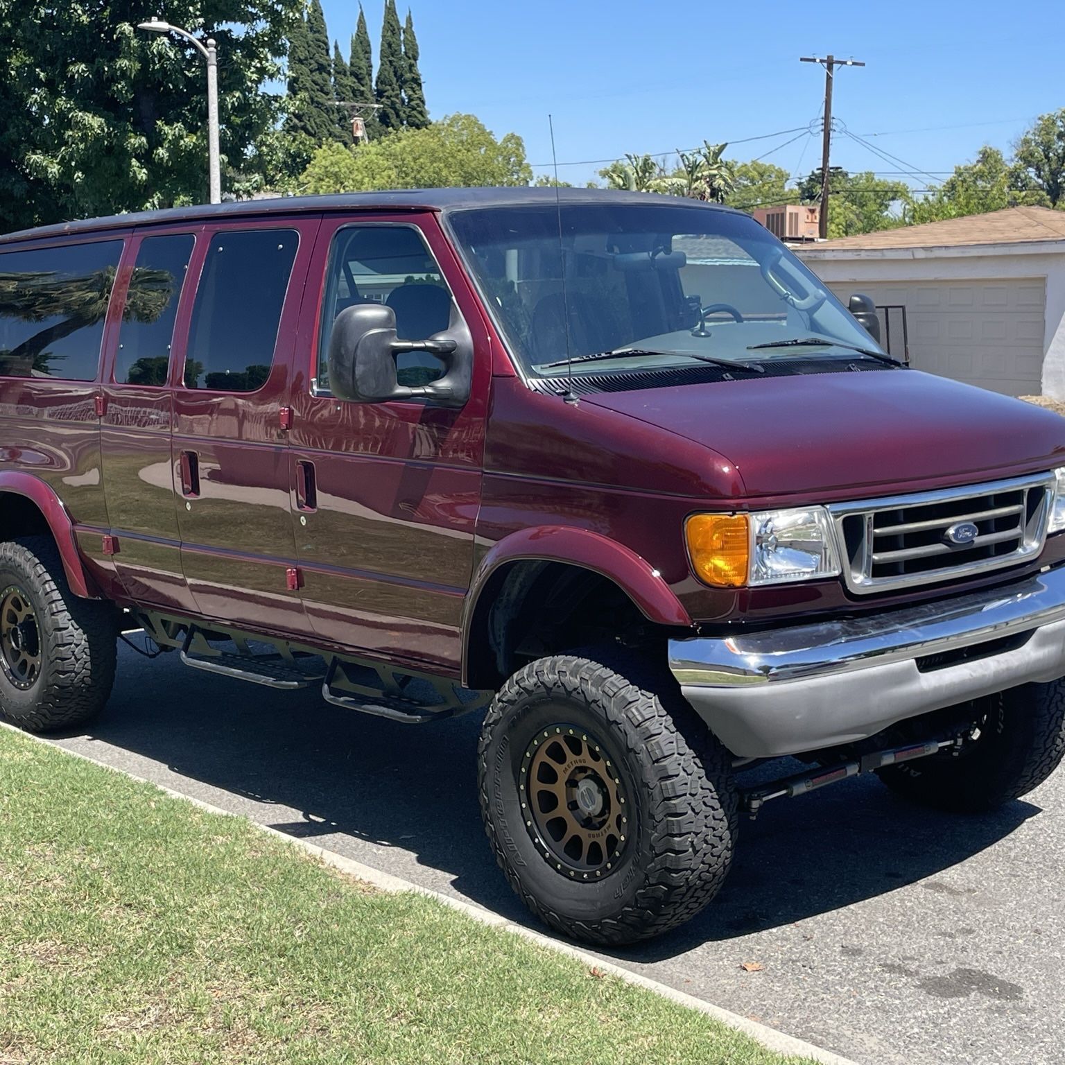 2003 Ford E-350