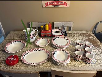 Great Coca Cola Vintage Set.