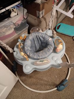 Baby bouncer new