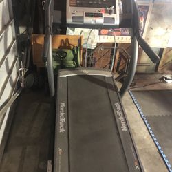 Treadmill, Incline Nordictrack 