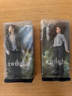 Twilight Barbie Collector Edward & Bella Doll Set
