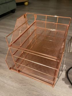 Desk document organizer