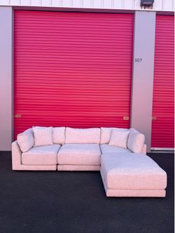 🚚FREE Delivery | White Cloud Couch Modular Sectional | Like New