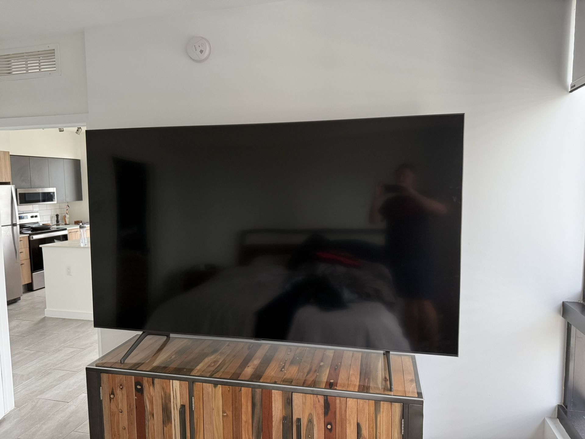 ✅ Samsung 85” 4K UHD Smart TV LED (TU7000 Series)