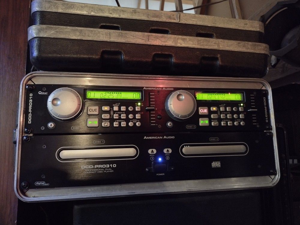 DJ Dual CD Player And Case