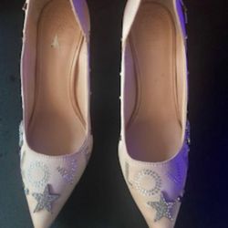 Guess Women's Pink and Cream Size 6