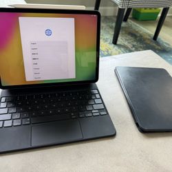 Apple iPad Pro 2018 (11-inch) Wi-Fi 64GB with Pencil and Smart Keyboard Folio With Magic Keyboard