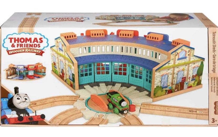 Thomas & Friends Wooden Railway Toy Train Track Tidmouth Sheds Starter Set with Percy Wood Engine for Preschool Kids Ages 3+ Years