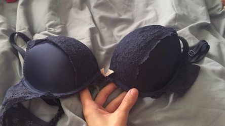 Victoria Secret 34B