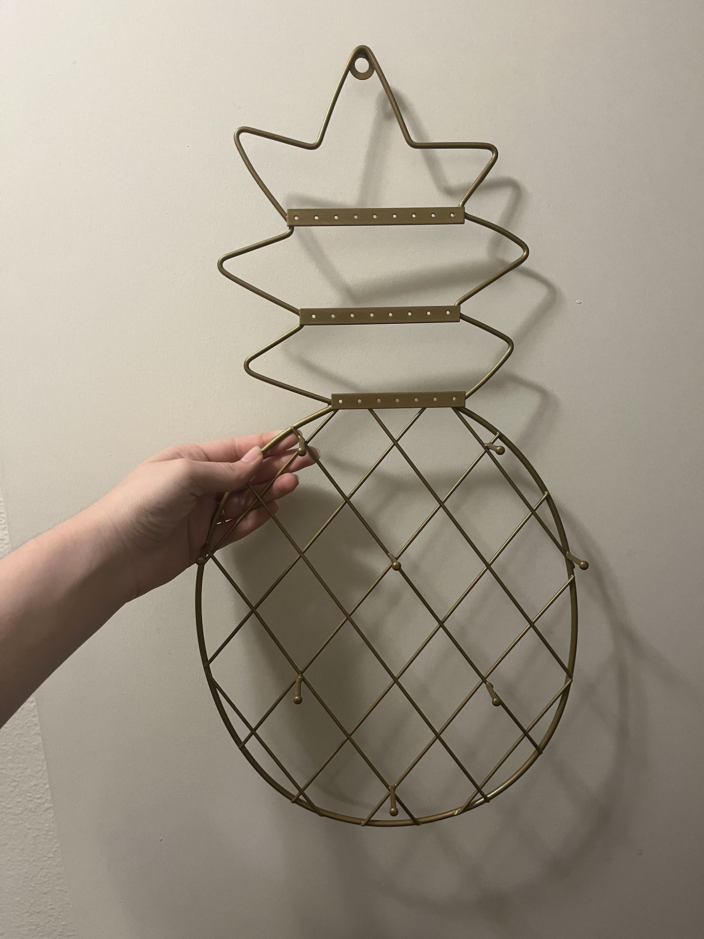 Pineapple Jewelry Holder 