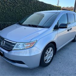 2013 Honda Odyssey Lx 