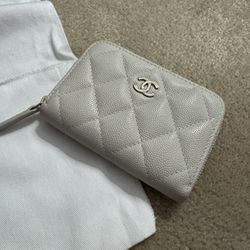 CHANEL ZIP CLOSER CARD WALLET