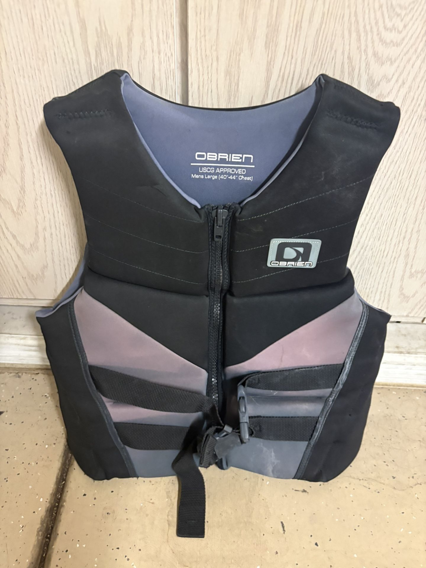 Men’s Size Large PFD