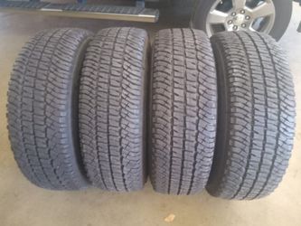 Set de 4 Llantas LT245 75 17 Michelin Nuevas