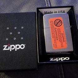 New Silver Classic ZIPPO lighter 