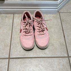 Tennis Shoes 