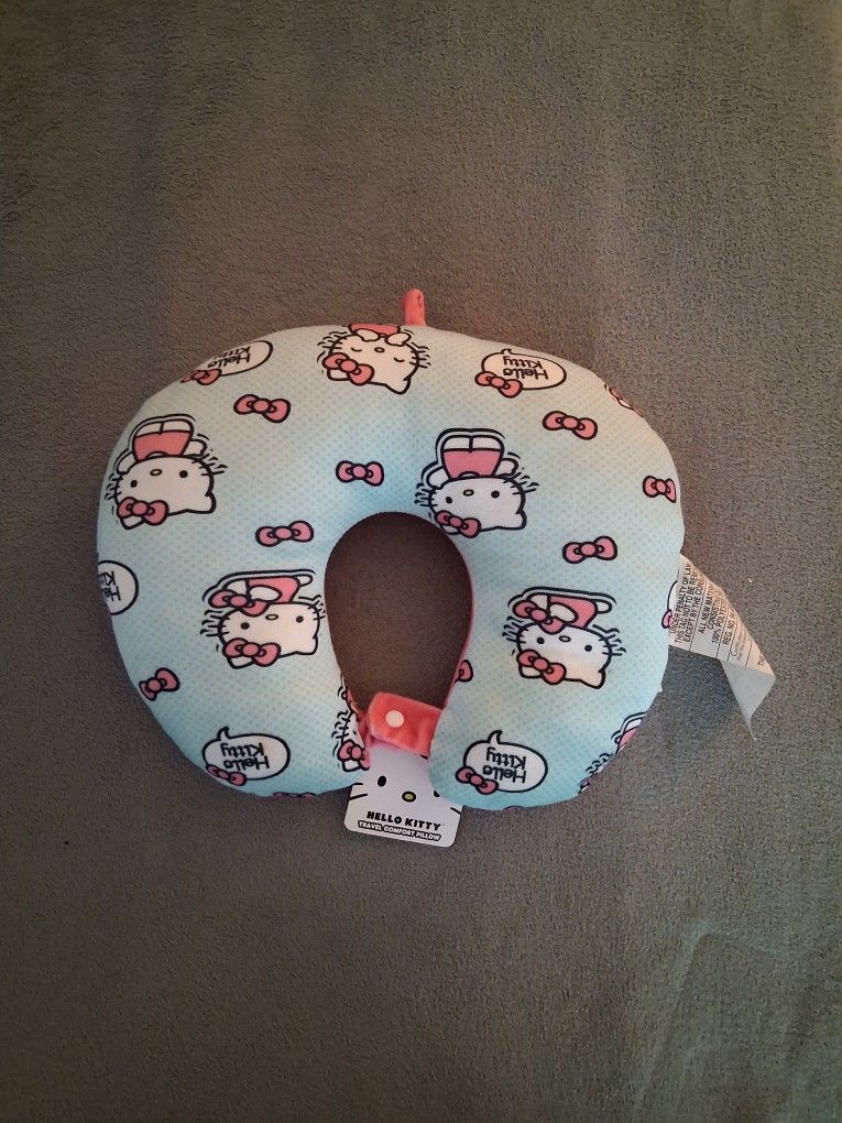 Hello Kitty Plush Blanket with Travel Comfort Pillow And Plush Toy