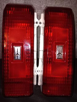 BRANDNEW CUTLASS TAIL LIGHTS 84,85,86 NO CRACKS