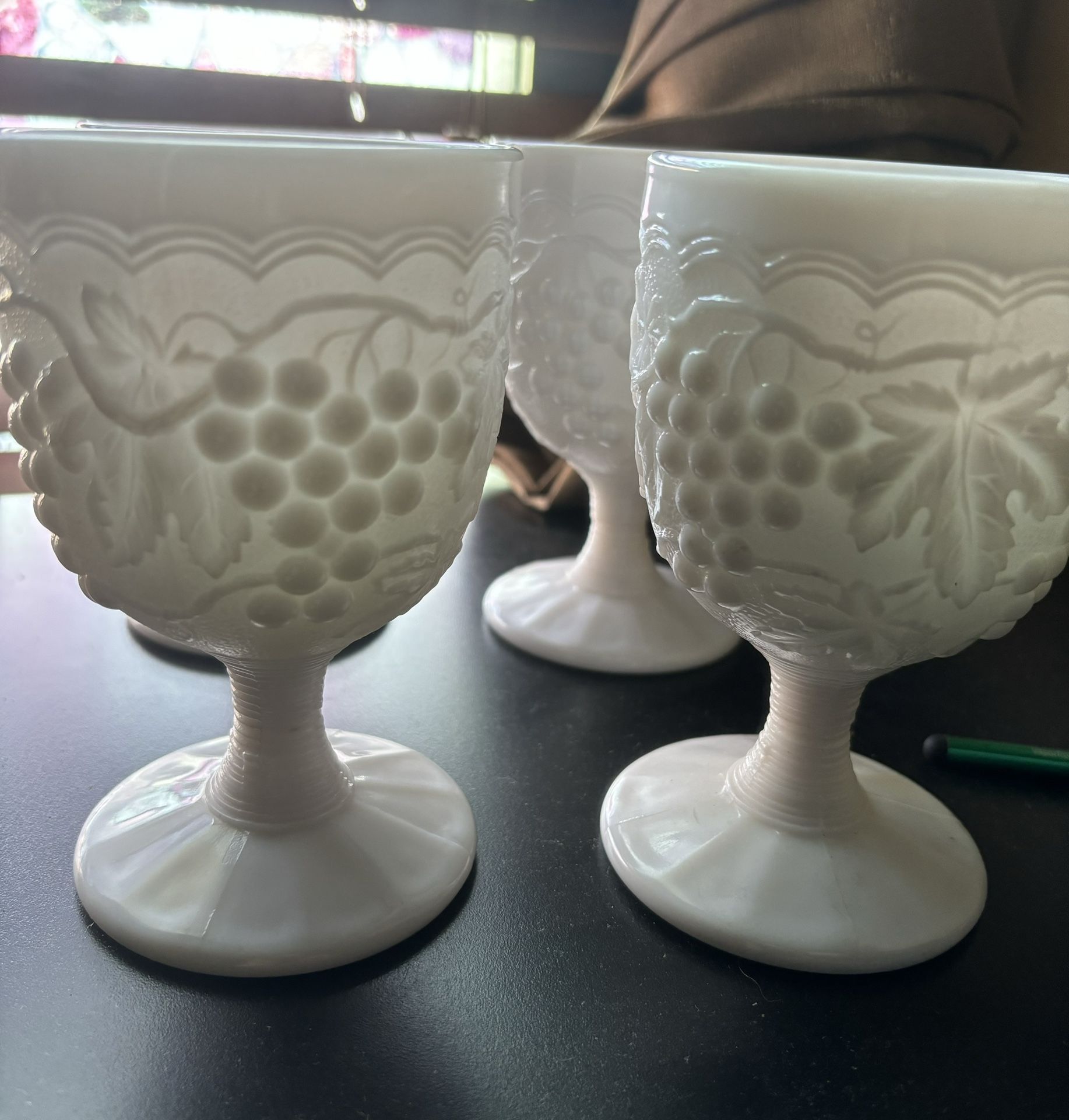 Vintage Imperial Milk Glass Water Goblets  Set Of 4 