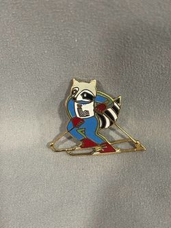 Vintage 1980 Olympic raccoon pin