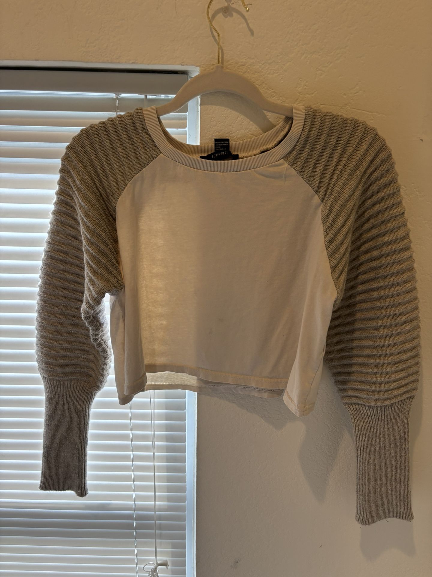 Medium Crop Sweater